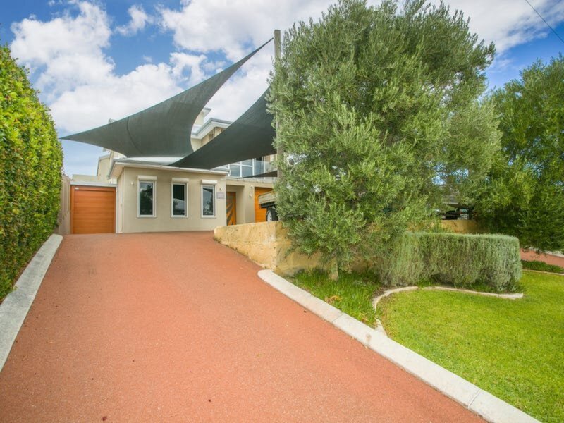 24 Edwards Street, Seabird Sold by Luxury Real Estate Sales - image 1