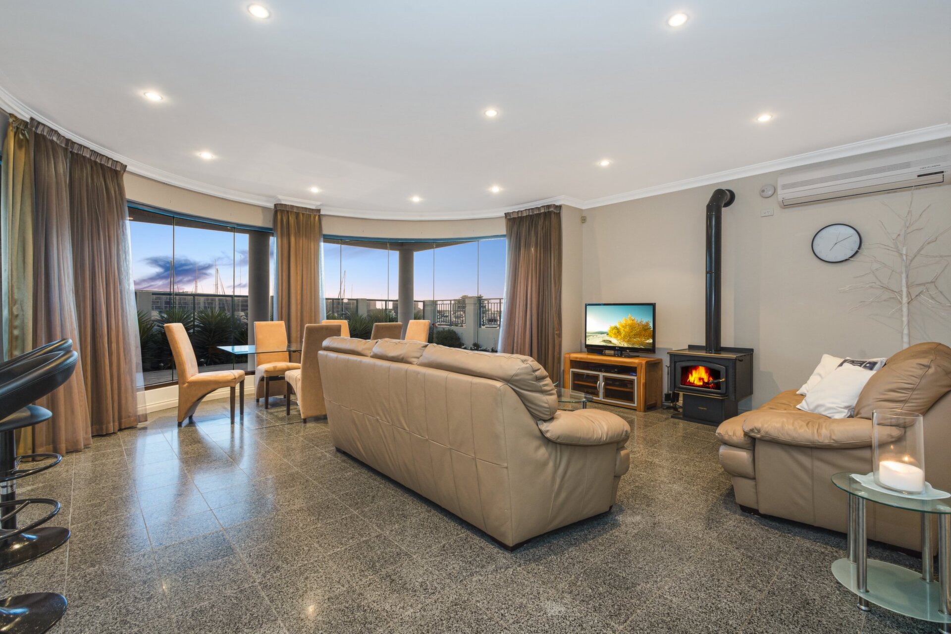41 Clarecastle Retreat, Mindarie Sold by Luxury Real Estate Sales - image 1
