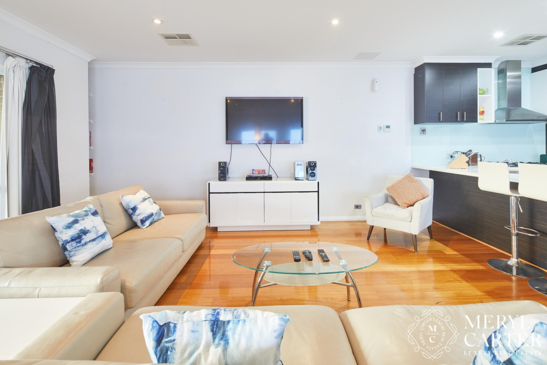 11 Lindsay Street, Perth Sold by Luxury Real Estate Sales - image 1