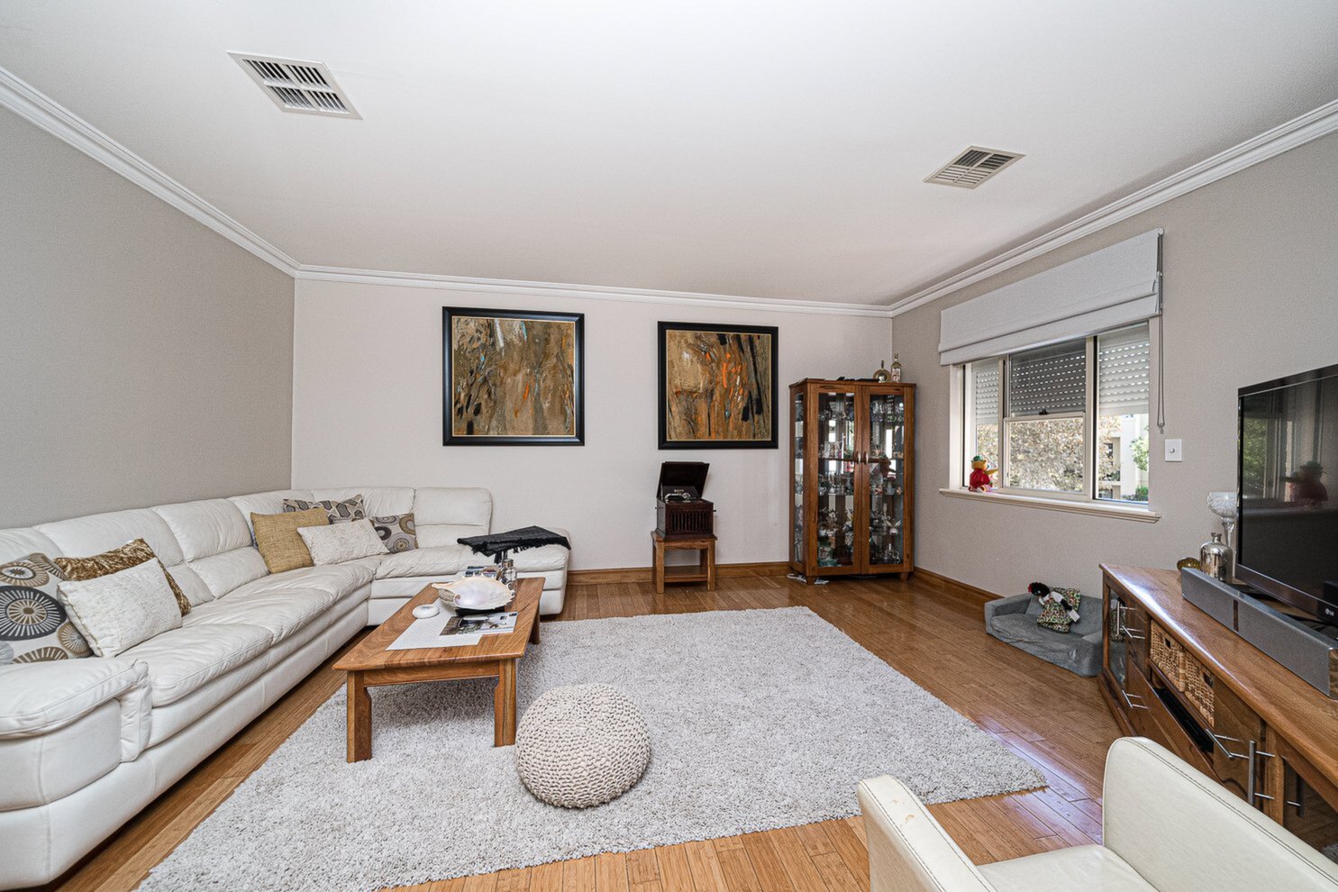 33 Trafalgar Road, East Perth Sold by Luxury Real Estate Sales - image 1