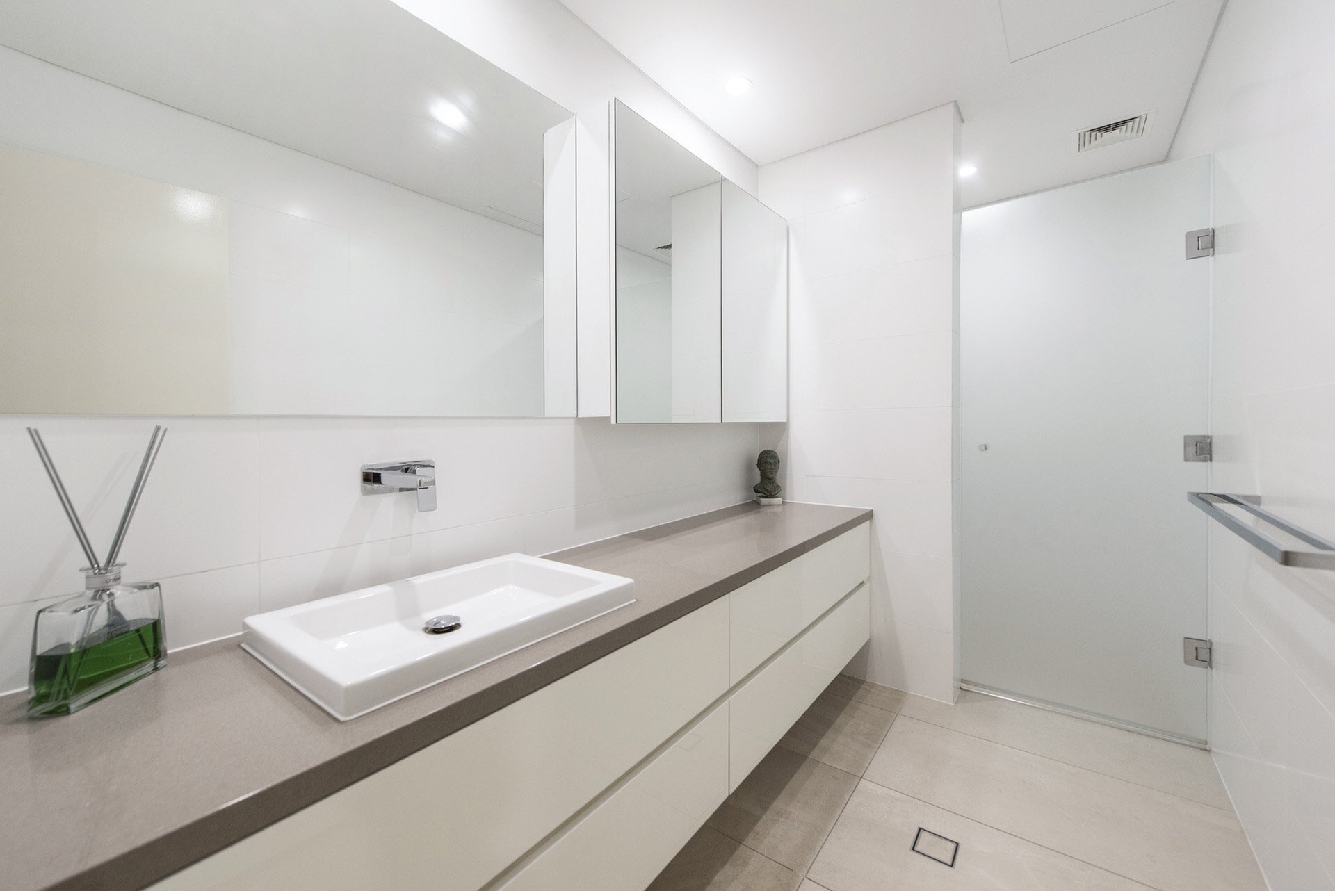 1/9 The Esplanade, Mount Pleasant Sold by Luxury Real Estate Sales - image 1