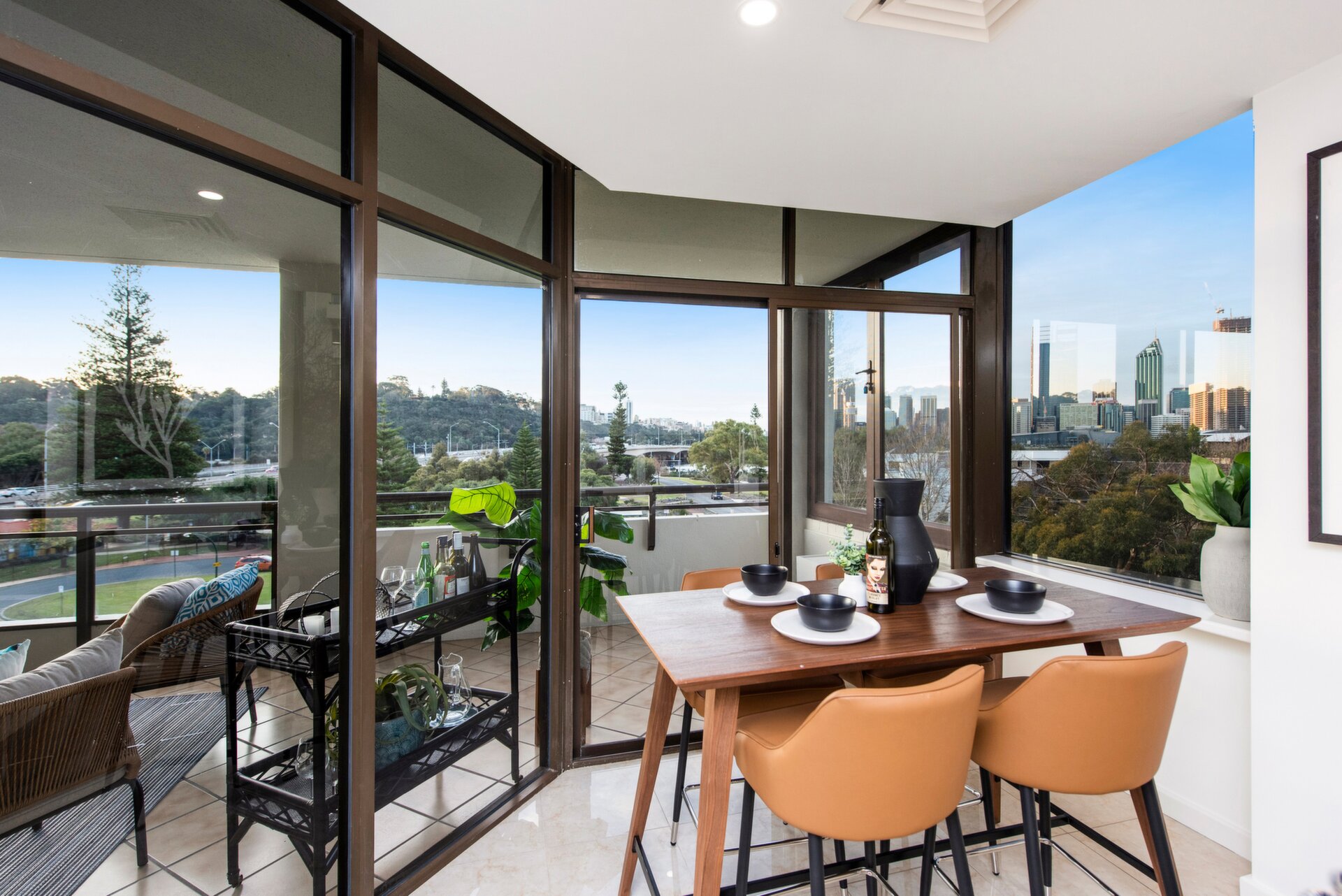 9/23 Mill Point Road, South Perth Sold by Luxury Real Estate Sales - image 1