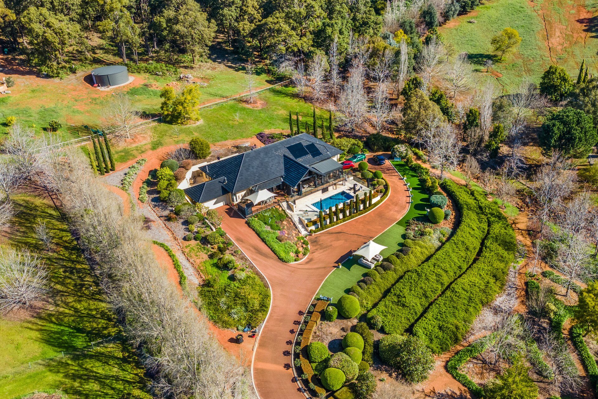 6 Misty Valley View, Roleystone Sold by Luxury Real Estate Sales - image 1